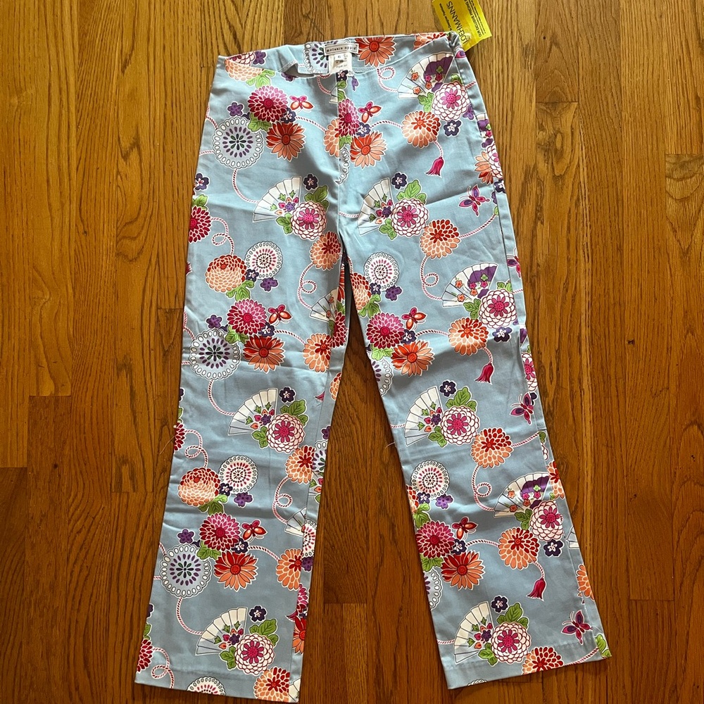 NWT Melanie Apple Floral Patterned Pants